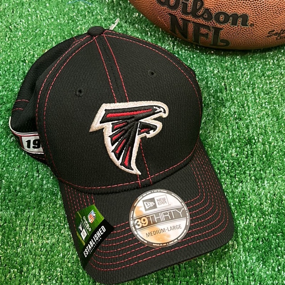 Atlanta Falcons Hat 1966 NFL 100 New Era 39Thirty Med/Large Fit Baseball Cap NWT